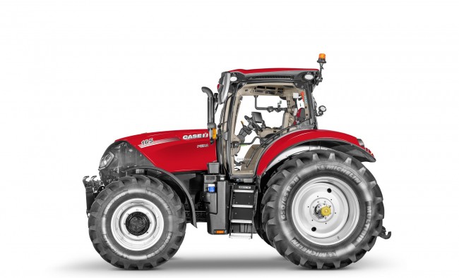 Traktoriaus Case IH Puma CVX serijos 150 - 240 AG vaizdas iš šono