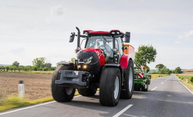Traktorius Case IH Puma X serijos pritaikytas patogiam žaliavų transportavimui