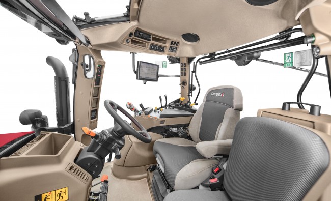 Traktoriaus Case IH Vestrum CVXDrive serijos 101 - 131 AG vairuotojo kabinos vaizdas