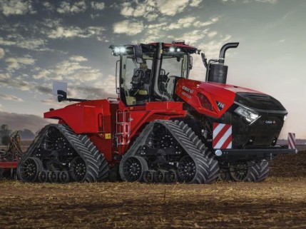 UUS Case IH Quadtrac 715 on kohal!