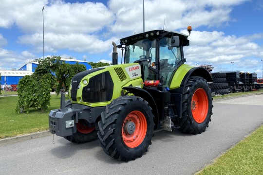 Claas Axion 830