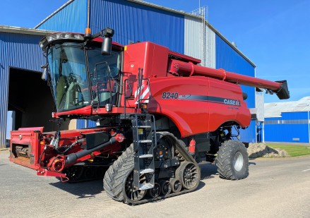 Naudotas kombainas Case IH 8240 AFS