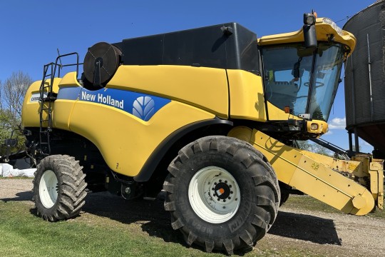 New Holland CX8080 New Holland CX8080