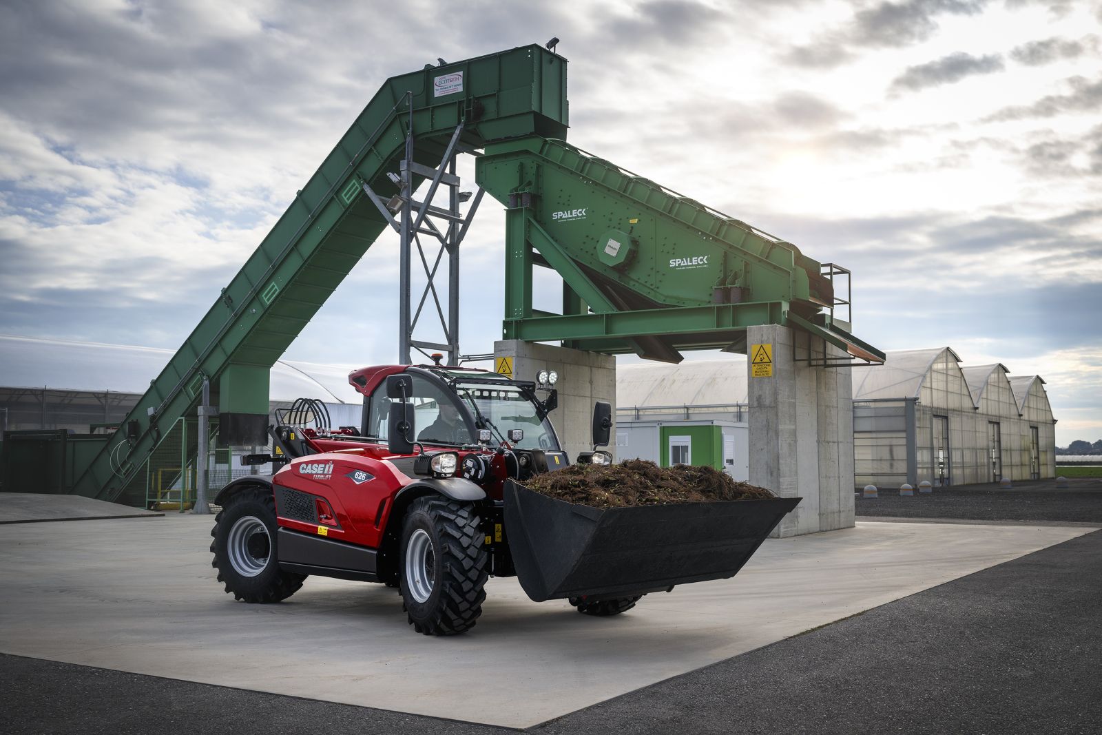 Uus Case IH Farmlift 626 - suurema võimekusega kompaktne laadur